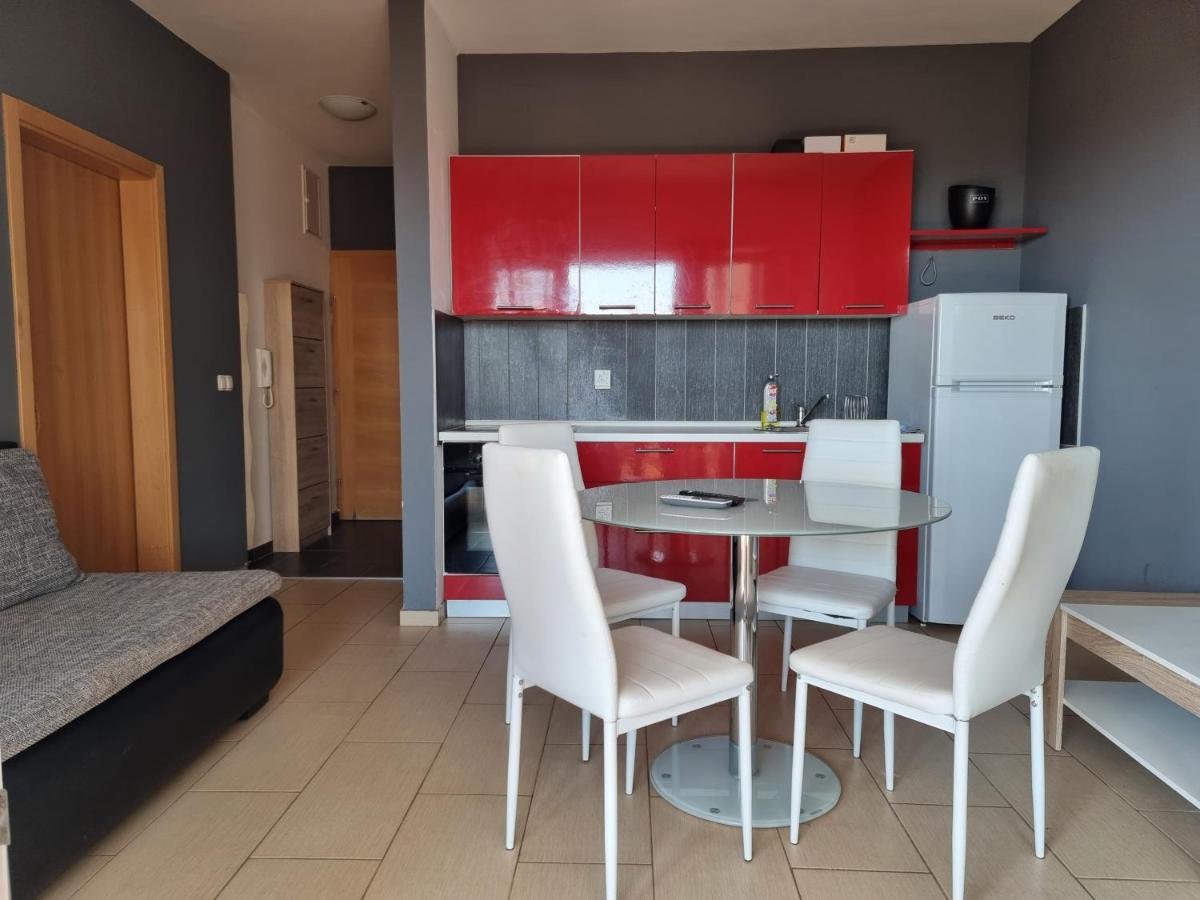 Apartment Wallot Novalja Exterior photo